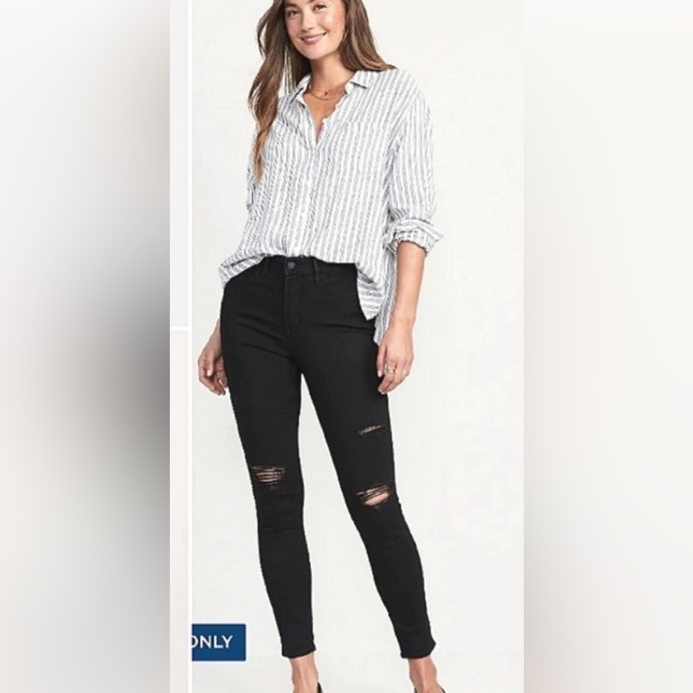 NWT Old Navy High rise rockstar super skinny jeans 12p Petite black destruction
